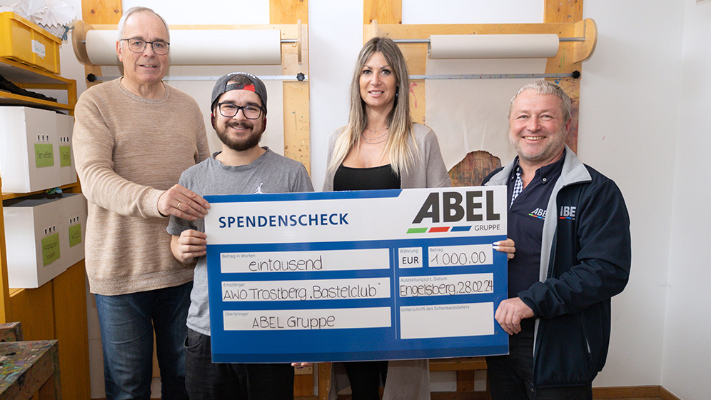 Generous donation to AWO Trostberg